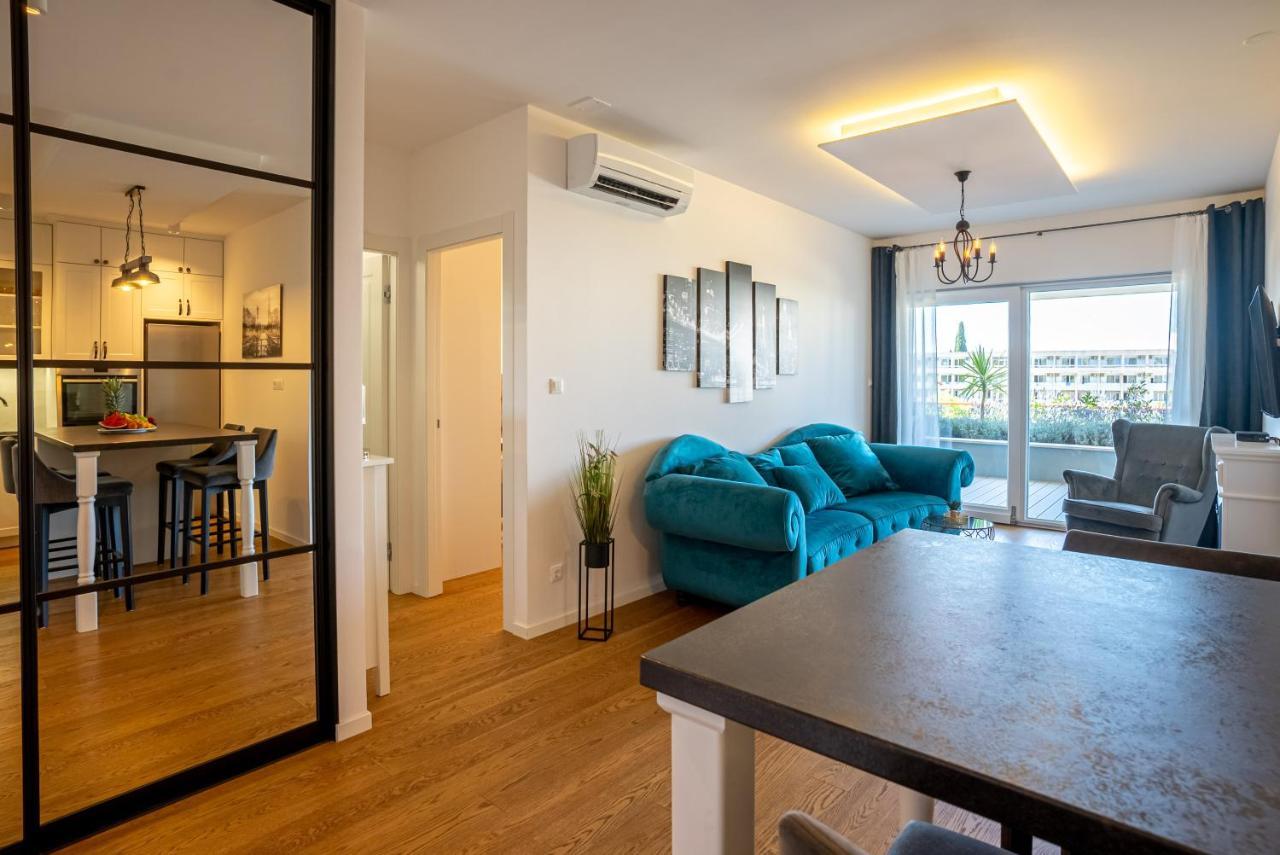 Morska Vila 6 Luxury Apartment Znjan Split Exterior photo